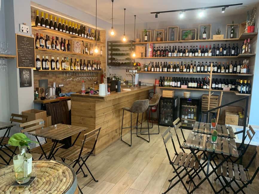 Wine Tasting Experience with Local Food Pairings in Naples - How the Pairing Teaches You to Taste Like a Local